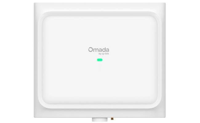 TP-Link Omada Long Range Outdoor Access Point - WiFi Extender Universal Compatible, WiFi 7 BE11000 Tri-Band w/ 6GHz Band, 2.5G Port, Up to 4,000 sq.ft, PoE Powered, IP68 Weatherproof - White